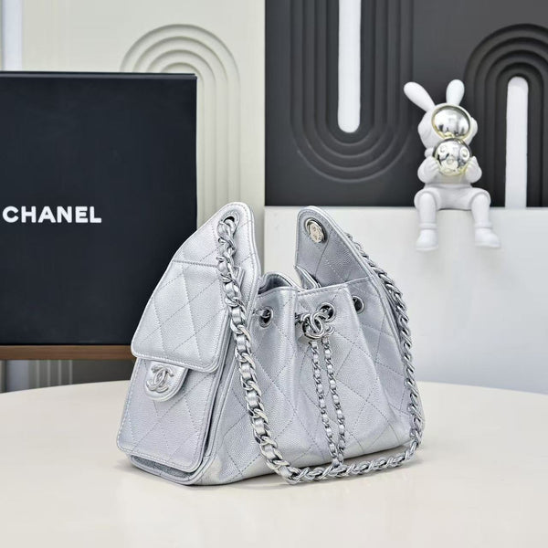 Sac mini à main CC Cruise 25/26 en cuir caviar argenté