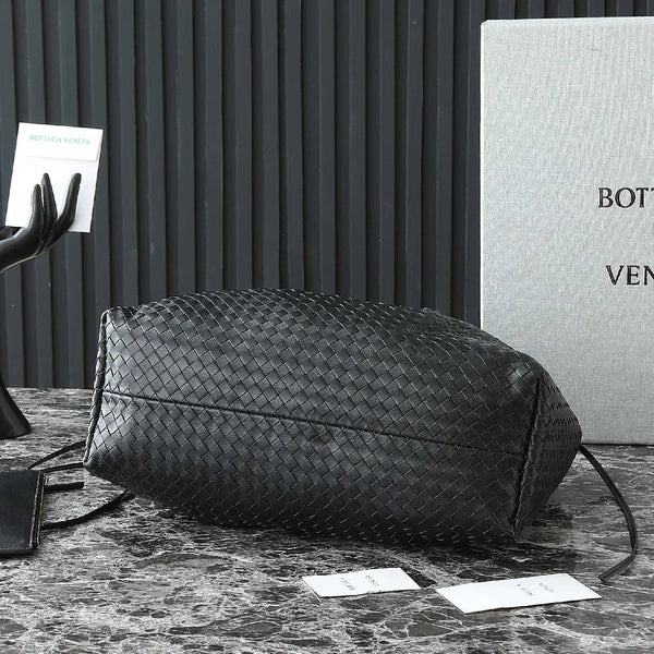 Borsa BV Pinacoteca 43 cm Pelle di vitello intrecciata nera e pelle scamosciata