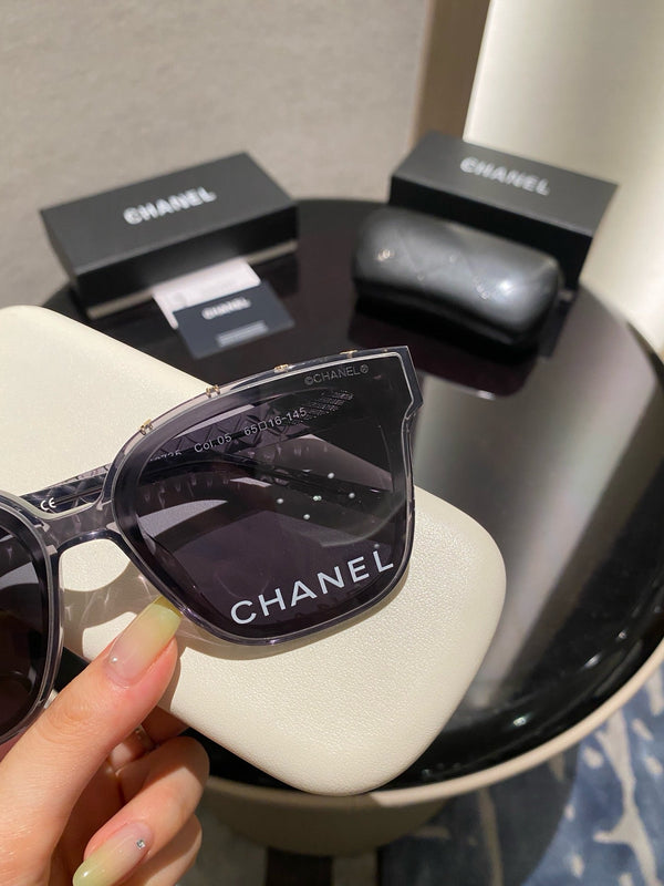 Occhiali da sole Chanel 45