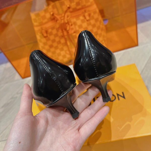 DÉCOLLETÉ LV CON TACCO BASSO NERO