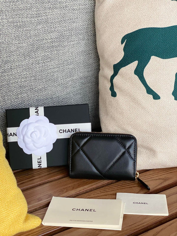 ALV Victorine 19 Zipped Coin Purse Lambskin