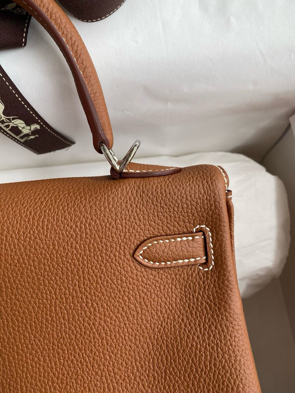 HM KELLY 28CM TAN TOGO ARGENTO HARDWARE