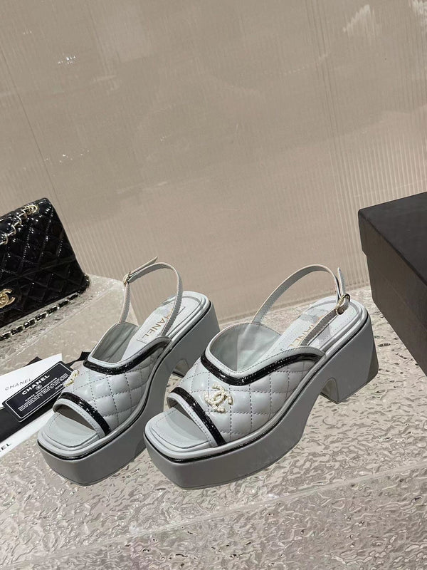 sandalo slingback con plateau cc in pelle di vitello grigia
