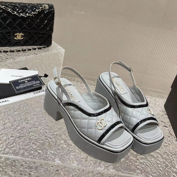 sandalo slingback con plateau cc in pelle di vitello grigia
