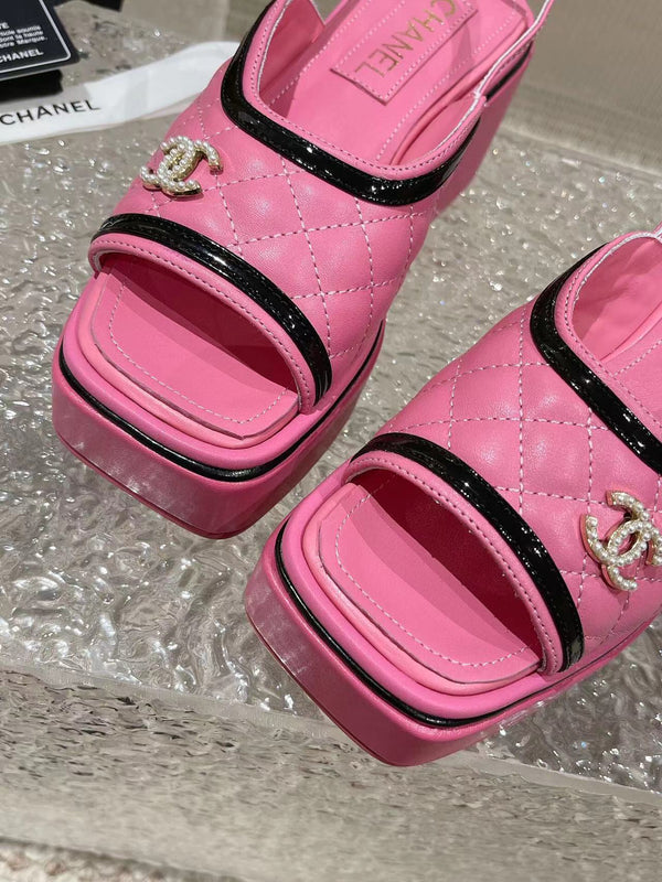 sandalo slingback con plateau cc in pelle di vitello rosa