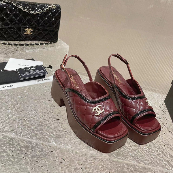 sandalo slingback con plateau cc in pelle di vitello bordeaux
