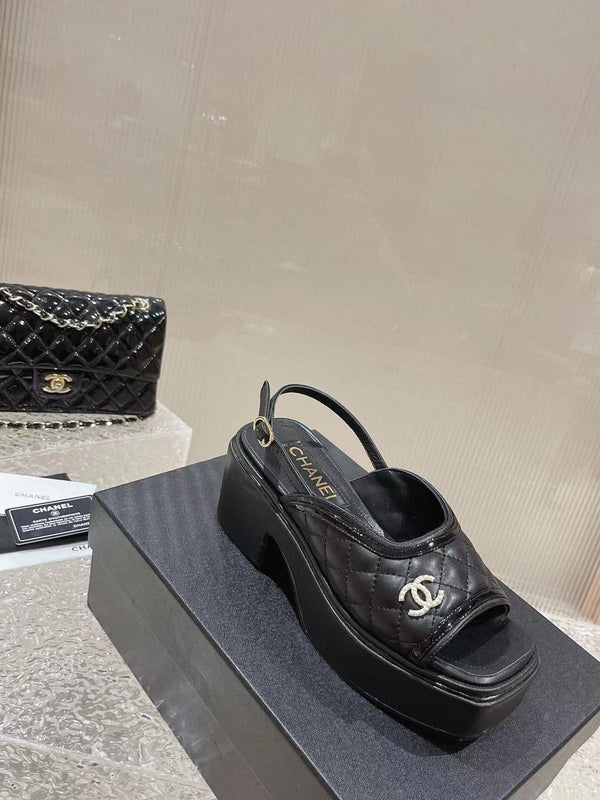 sandalo slingback con plateau cc in pelle di vitello nera