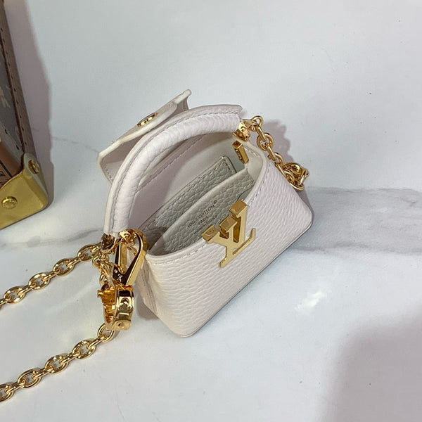 Micro Capucines 10,5 cm Pelle di vacchetta bianca