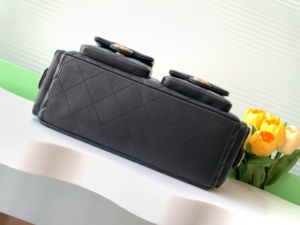MAXI HOBO BAG 25 IN BLACK LAMBSKIN GOLD HARDWARE