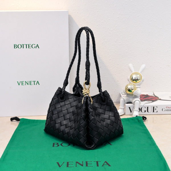 Borsa a tracolla BV Parachute Intrecciato in pelle di vacchetta nera