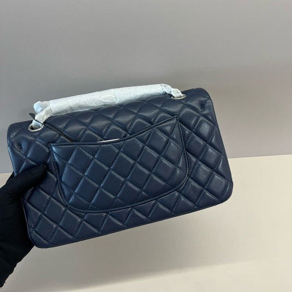 CC Classic 25cm Blu Navy Pelle di Agnello Hardware Argento