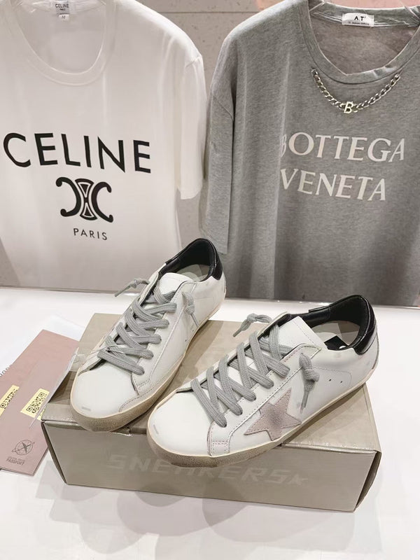 GOLDEN GOOSE SUPERSTAR SNEAKERS WHITE BLACK CALFSKIN AND SUEDE