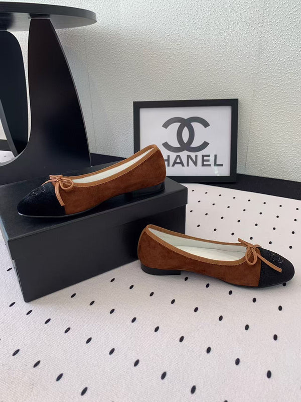 CC 25 Ballet Flat Black and Brown Suede