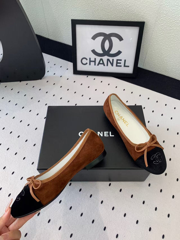 CC 25 Ballet Flat Black and Brown Suede