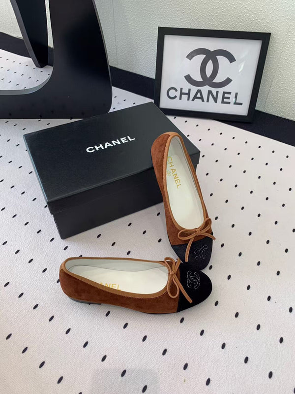 CC 25 Ballet Flat Black and Brown Suede