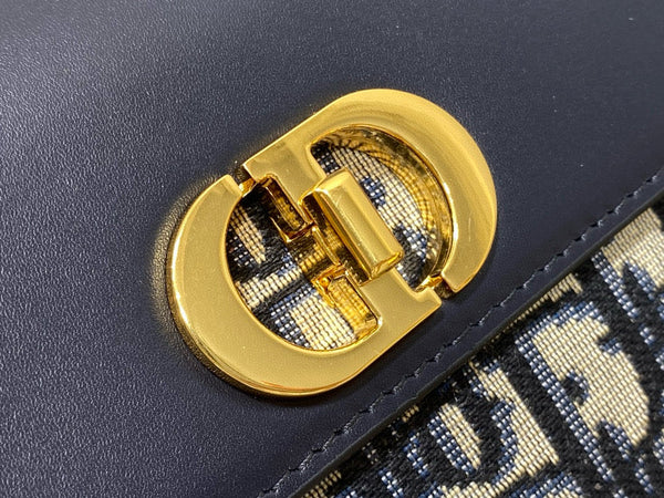 MONTAIGNE AVENUE 22 BAG IN NAVY BLUE CALFSKIN AND MONOGRAM OBLIQUE JACQUARD