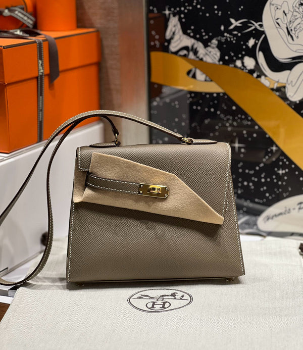 HM Kelly Desordre 20cm Etoupe Grey Epsom Gold Hardware