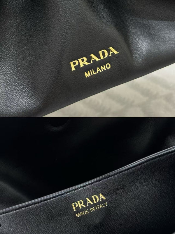 Sac Cloud Prada 25 cm en peau de mouton noire