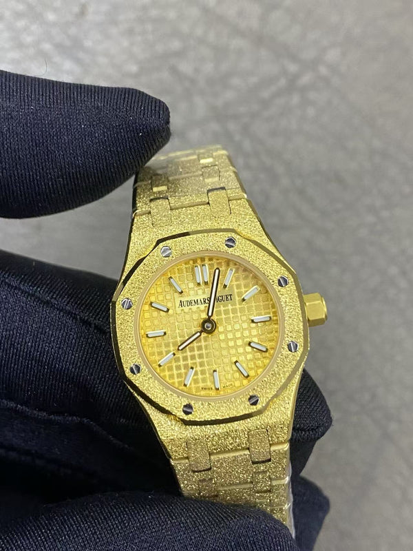 Audemars Piguet Royal Oak Mini Or Givré Quartz 23 mm Or Jaune