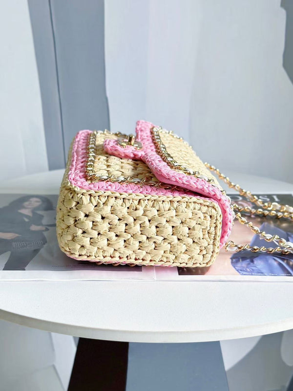 CC Chain Venice Beach Flap Bag 23cm Beige Pink Raffia