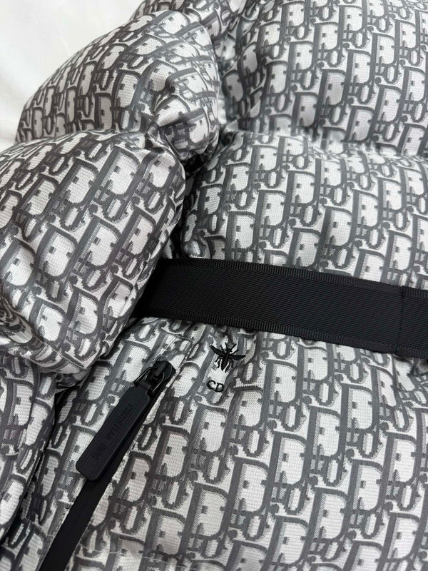 CD Alps Belted Puffer Jacket Gray Polyester