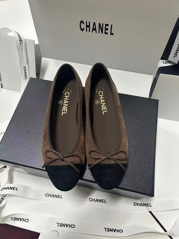 Chanel 25 Ballet Flat Black mix Brown Suede 490045