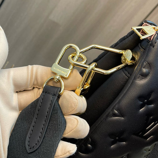 coussin pm 26cm black monogram empreinte calfskin