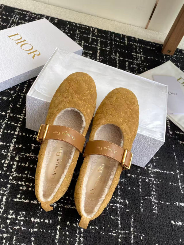 CD Frost Ballet Flats Camel Cannage Suede White Shearling