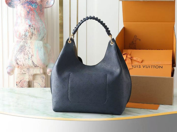 Louis Vuitton 2025 Carmel Mahina Hobo 40cm Bag Black Calfskin