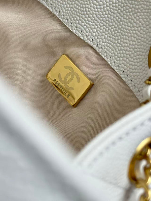 Chanel 2025 Hobo Bag 40cm White Grained Calfskin