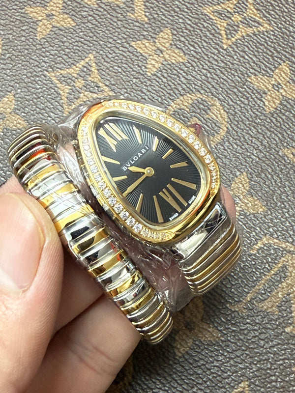 Montre Bvlgari Serpenti Tubogas 35mm Diamants pour Femme en Or et Argent avec Cadran Noir