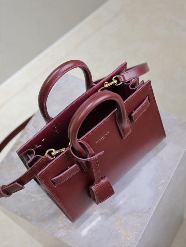 Sac Cabas Nano Saint Laurent Sac De Jour Cuir de veau bordeaux