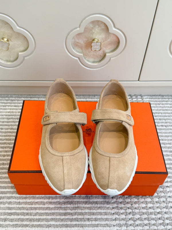 HM 26FW Neptune Mary Jane Flats Kraft Suede Leather 193216