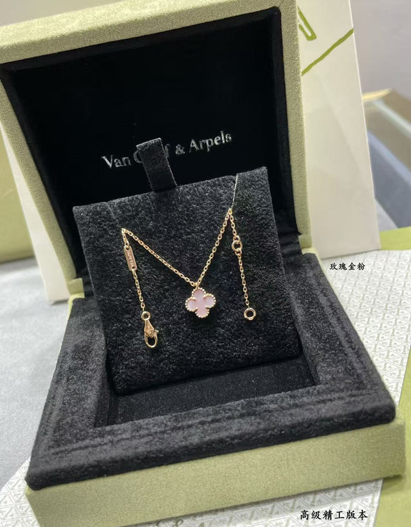 Vintage Alhambra Pendant