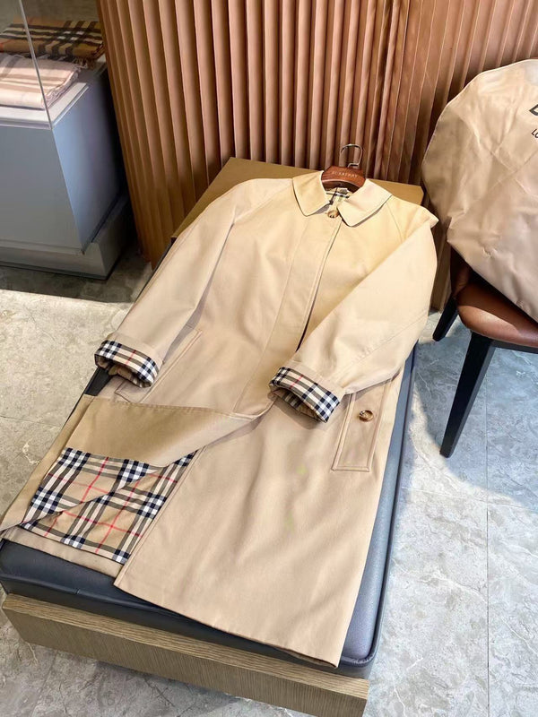 Burberry Gabardine Mid-Length Camden Heritage Car Beige Coat
