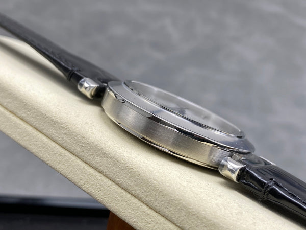 Pasha 41 mm mechanical silver white dial black leather