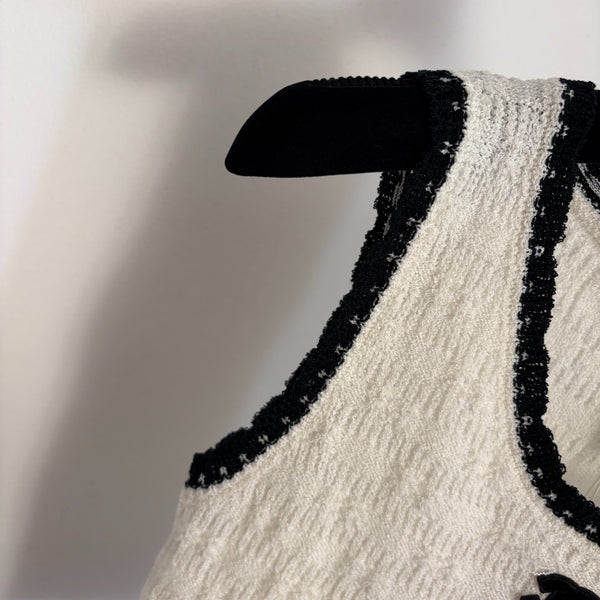 Débardeur en maille Chanel noir et blanc cassé