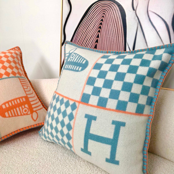 HM Throw pillow 45 x 45 Cashmere