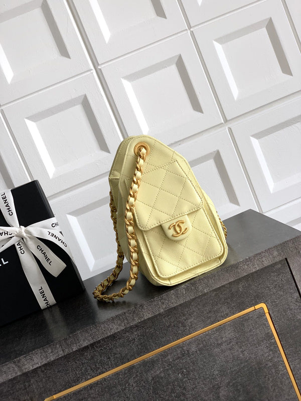 CC 25C Hobo Bag 22cm Yellow Grained Calfskin