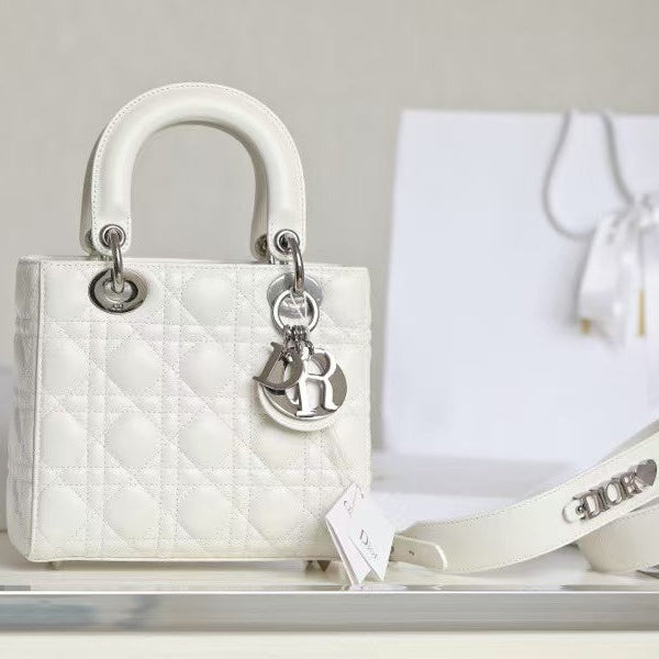 CD Lady Dior 20 Sac Blanc Métal Argenté Agneau