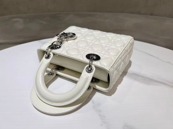 CD Lady Dior 20 Sac Blanc Métal Argenté Agneau