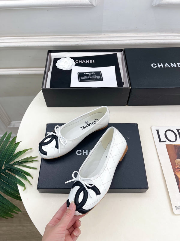 CC 26 COCO BEACH BLANC NOIR EN CUIR COWHITE