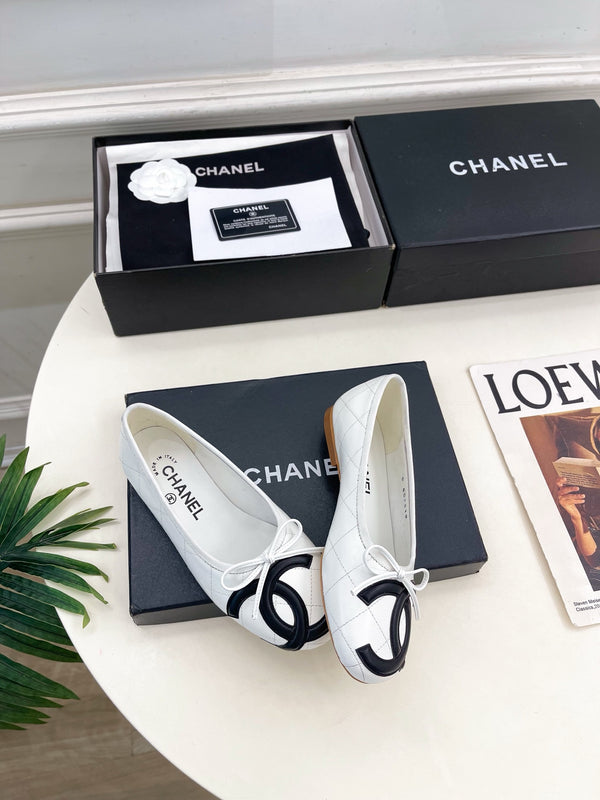CC 26 COCO BEACH BLANC NOIR EN CUIR COWHITE