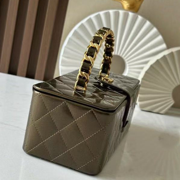 Chanel Vanity Vintage Bag 22cm Olive Green Patent Leather