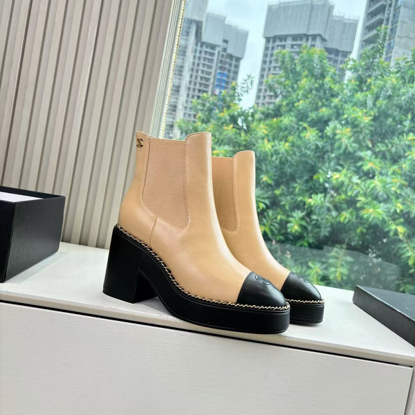 CC Chelsea Boot Beige Black in Cowhide