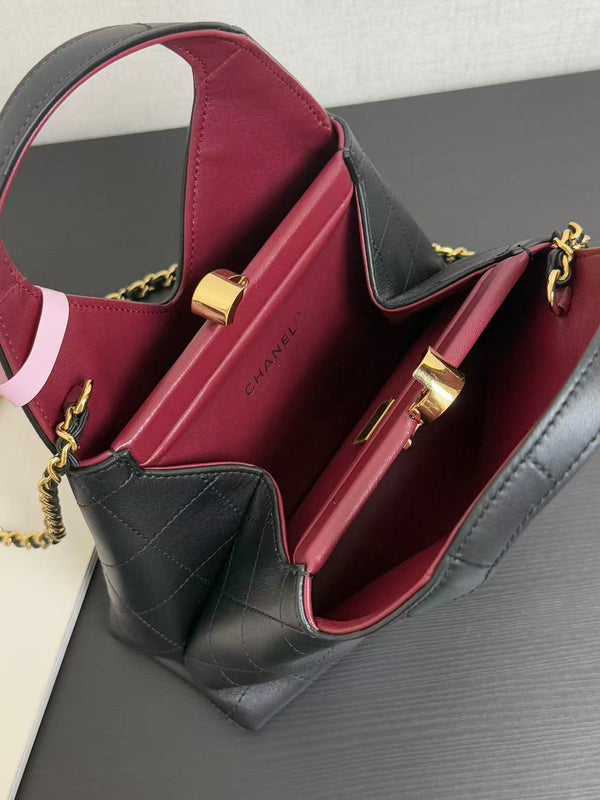 CC 2026 Shopping Bag Black Calfskin