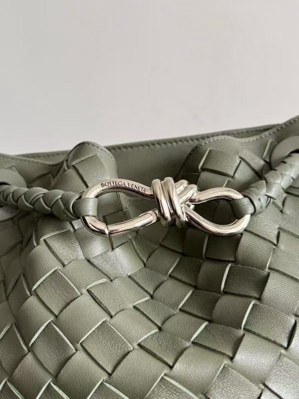 BV Andiamo Small Bucket Bag Olive Green 30cm Lambskin 855758