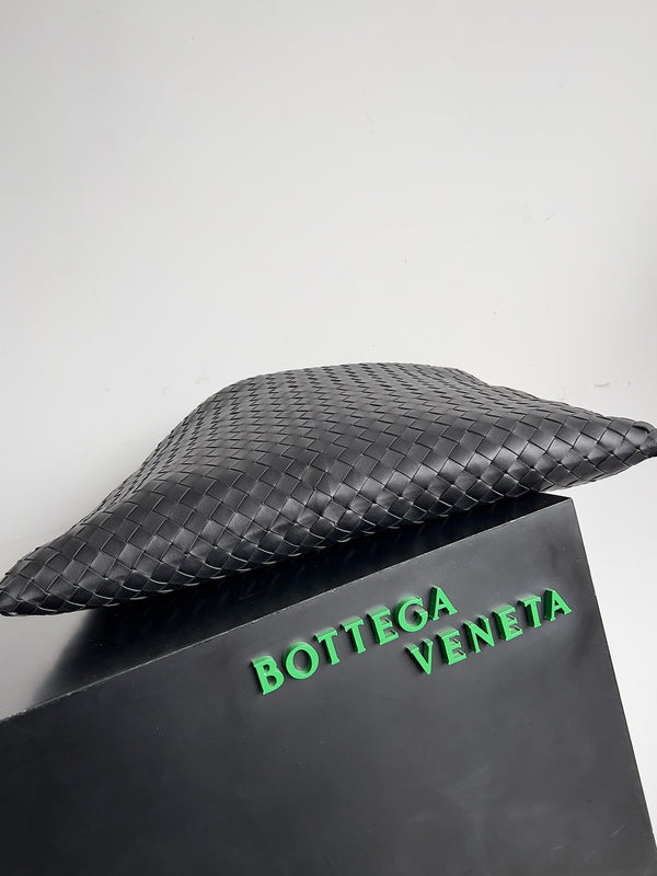 BV Large Intrecciato 54cm Hobo Bag Black Calfskin