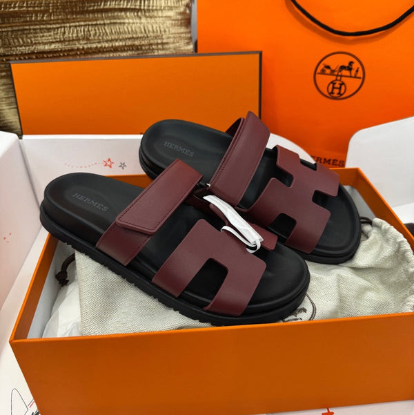 HM 26s Chypre Sandal In Burgundy Cowhide