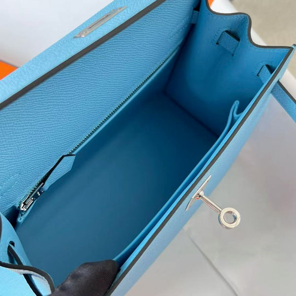 HM KELLY 28CM GRIGIO TOGO ORO HARDWARE